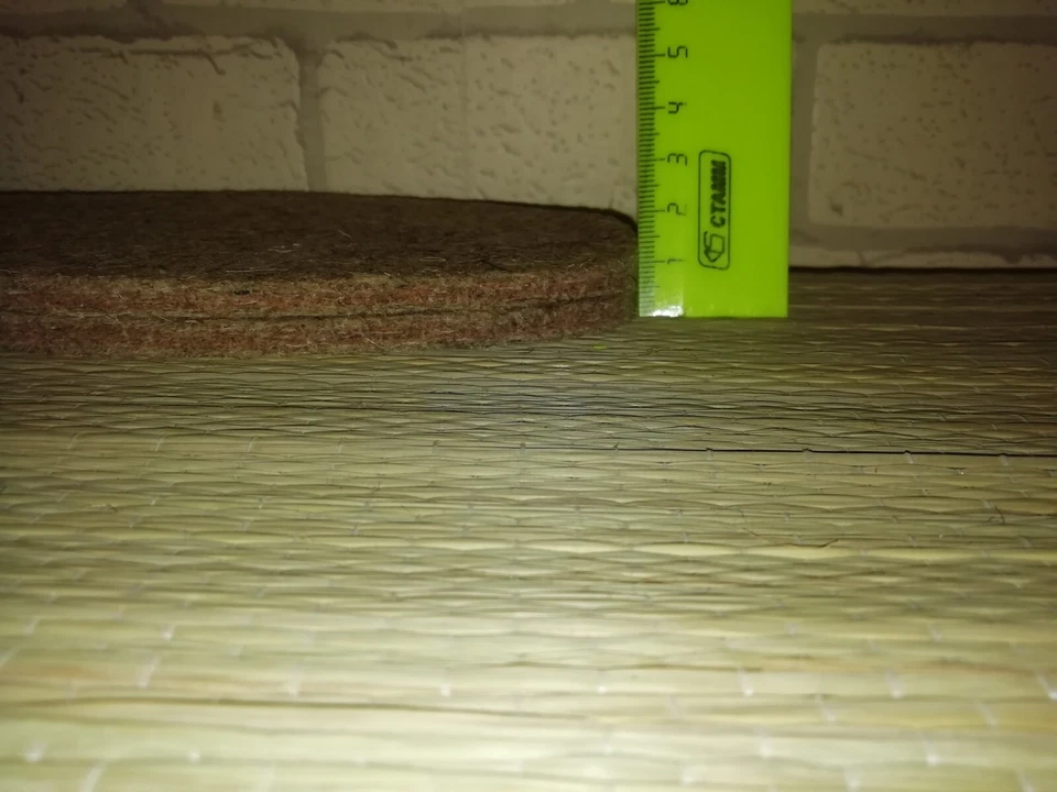 Plantillas de fieltro en zapatos hechos de lana natural 100% 25,5 cm Foto 2 de 4