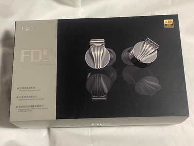 FiiO FD5 FIO-IEM-FD5-T  In-Ear Earphones Hi-res Earbuds Used w/box