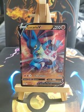 Pokémon TCG Fusion Strike Lucario v Holo Ultra Rare Card 146/264 English Edition