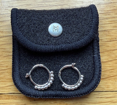 Lucy Williams x Missoma silver mini beaded hinged hoop earrings RARE BNIB