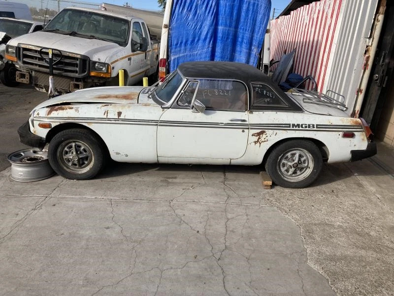 Faro Mgb compatible con 62-80 MG 221864 Foto 2 de 4