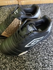 Umbro Calcio Astroturf trainers Child Size 8