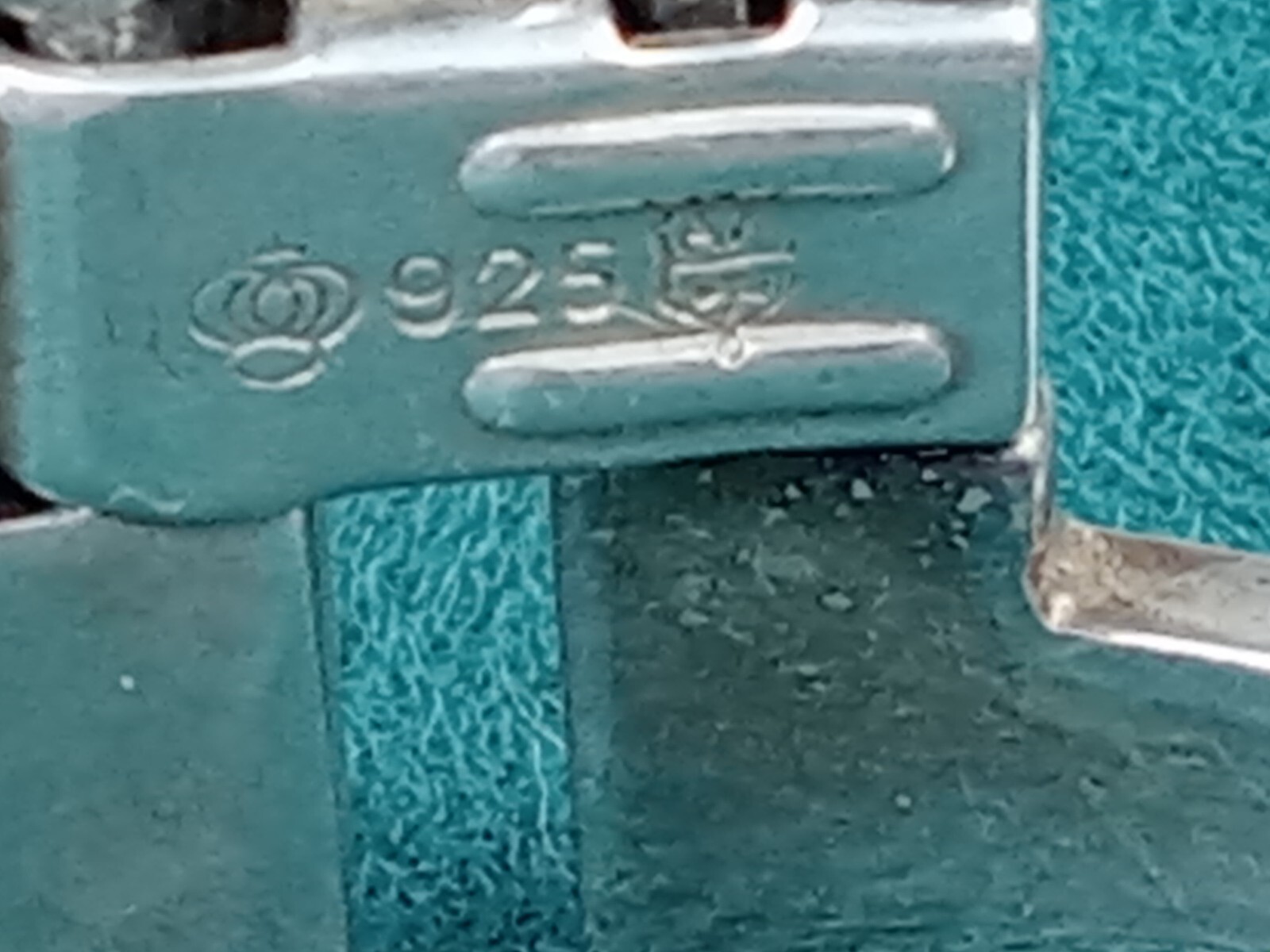 Sterling Silver Hinged Bangle Style Bracelet w. C… - image 3