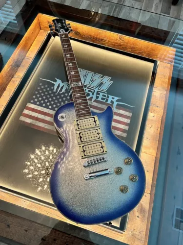 Ace Frehley Authentic KISS Epiphone Les Paul Blue Burst Guitar Rare HSC (#59)