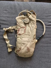 CAMELBAK MAXIMUM GEAR WATER BEAST RESERVOIR DESERT CAMO GSA MILITARY MIL SPEC 3L