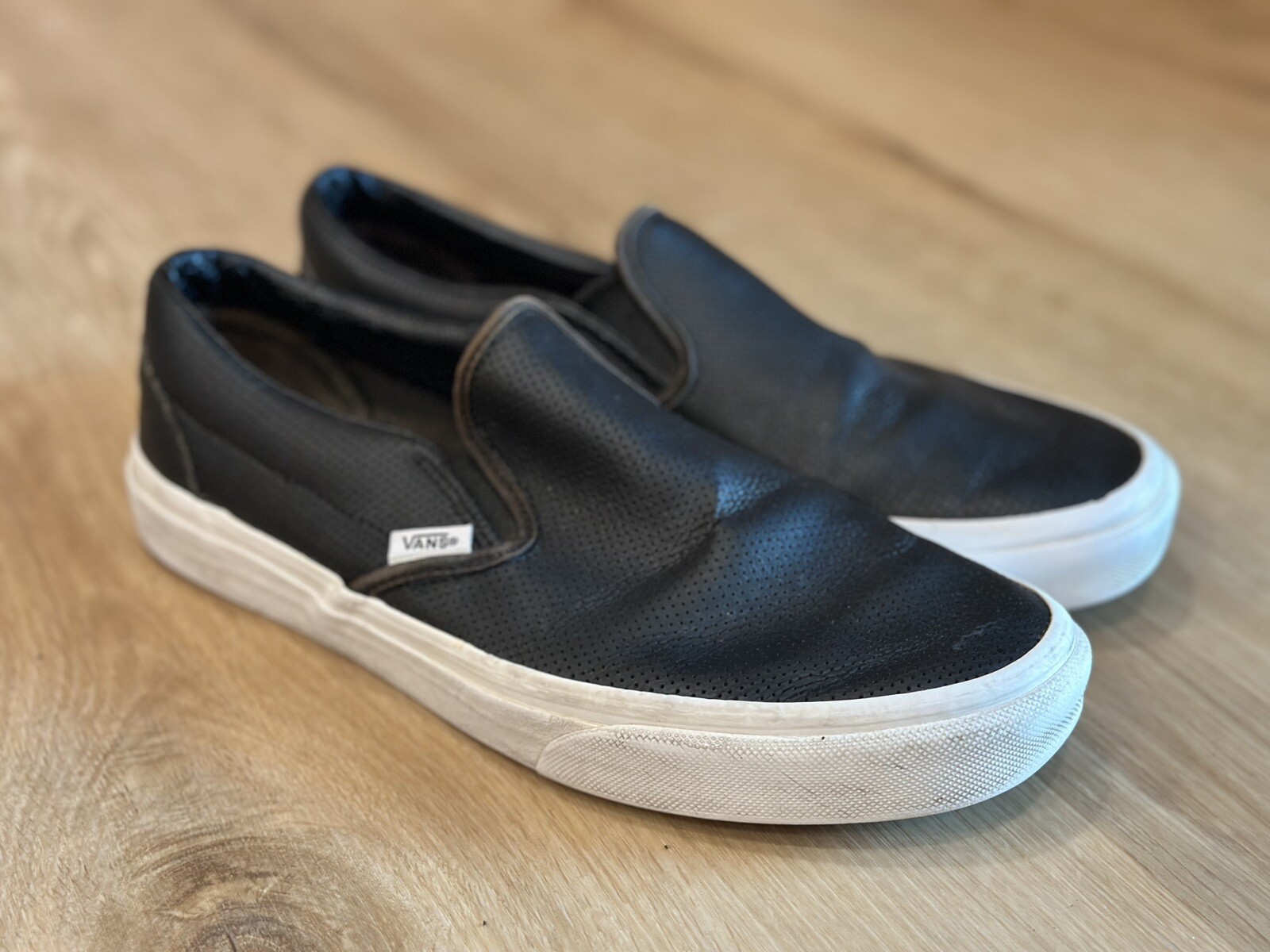 Vans Mens 8.5 Black Perforated Leather Classic Slip-On Skate Shoe-image