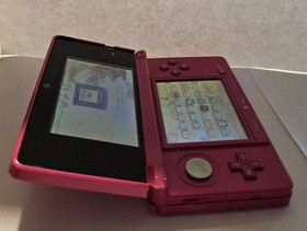 Nintendo 3DS Gloss Pink Japanese Console - Pok&eacute;mon Bank + Region Free + Extras