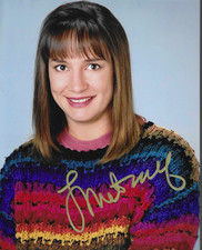 * LAURIE METCALF * signed 8x10 photo *ROSEANNE * COA *