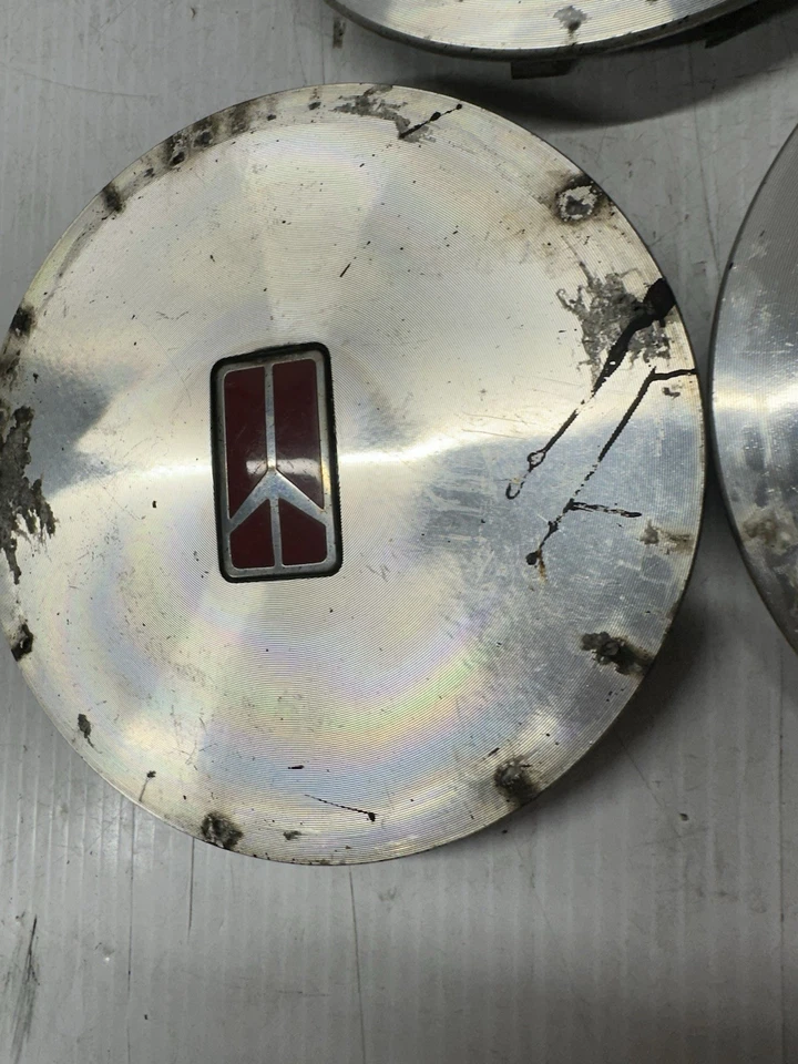 93-97 Oldsmobile Delta 88 Ninety Eight Bravada OEM Tapas centrales 25606966 Paquete de 3 Foto 3 de 4