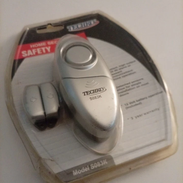New Vintage TechKo S083K Home Security Door Window Entry 120db Alarm - Image 2 of 4