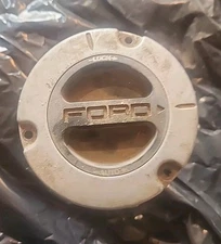 2011-2019 Ford F250 SD Front  Axle Automatic Locking Hub BC3Z-3B396-A OEM