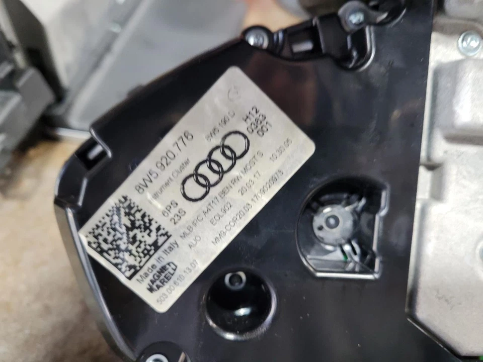 Velocímetro KPH ID 8W5920776 compatible con 17 AUDI ALLROAD 2026125 Foto 3 de 4