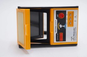 Nintendo Game and Watch Snoopy-93629 Panorama Screen Handheld LCD Electronic Gam