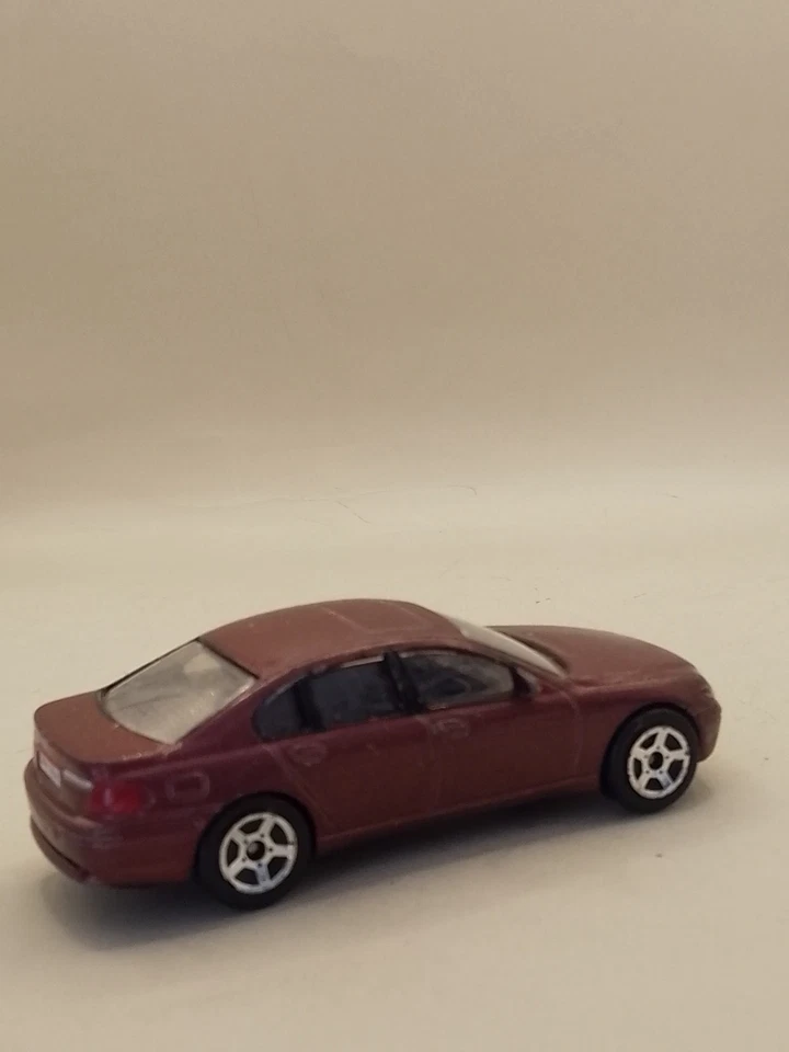 BMW y serie Realtoy granate. Foto 4 de 4