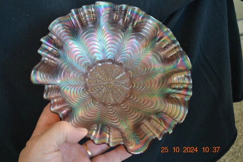 Fenton carnival glass Peacock Tail 3 in 1 edge standard bowl---light amethyst