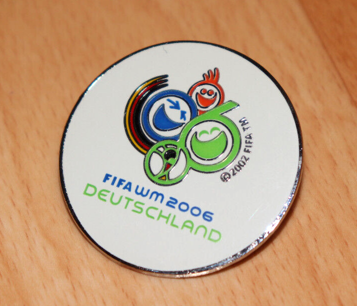 2006 FIFA World Cup Germany Old Collectible Promo mini Pin / Badge