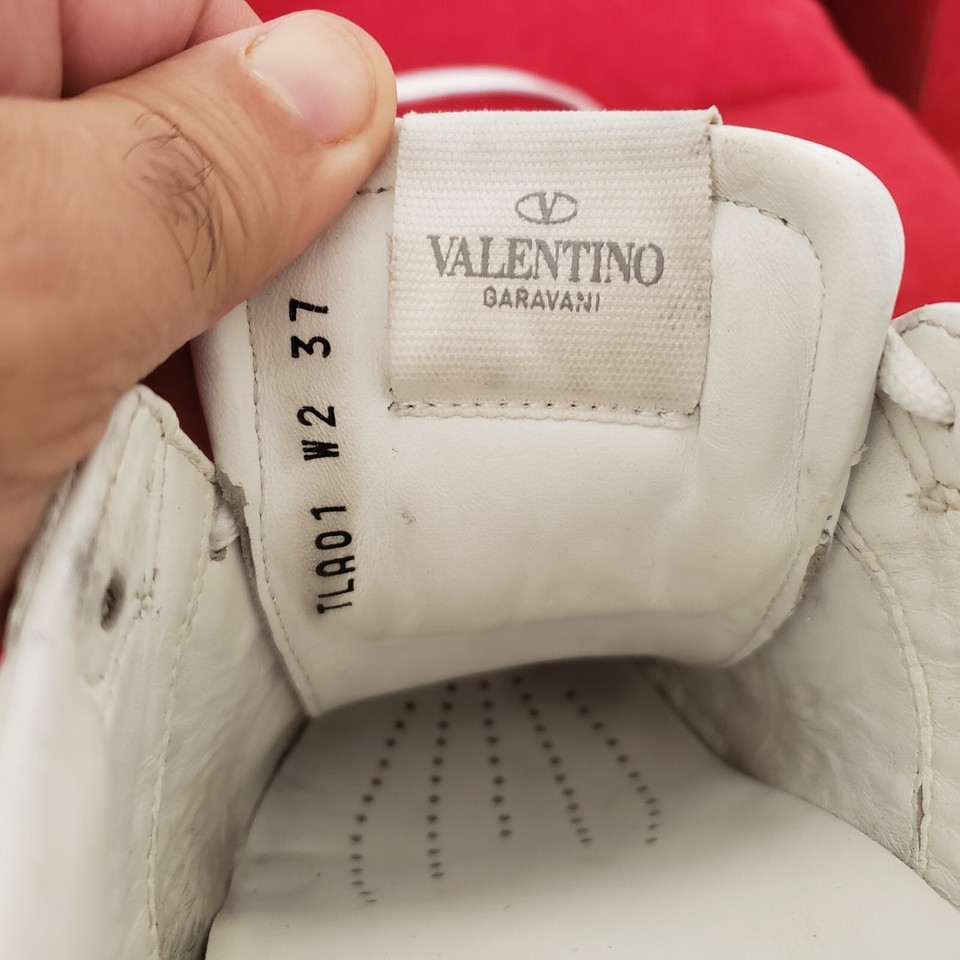 Valentino Garavani Rockstud Shoes Women's 37 / 7 White Gold Sneakers