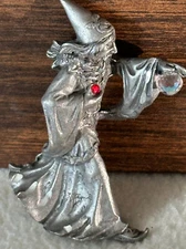 VINTAGE 1988 PEWTER WIZARD W/ CRYSTAL BALL & RED RHINESTONE 