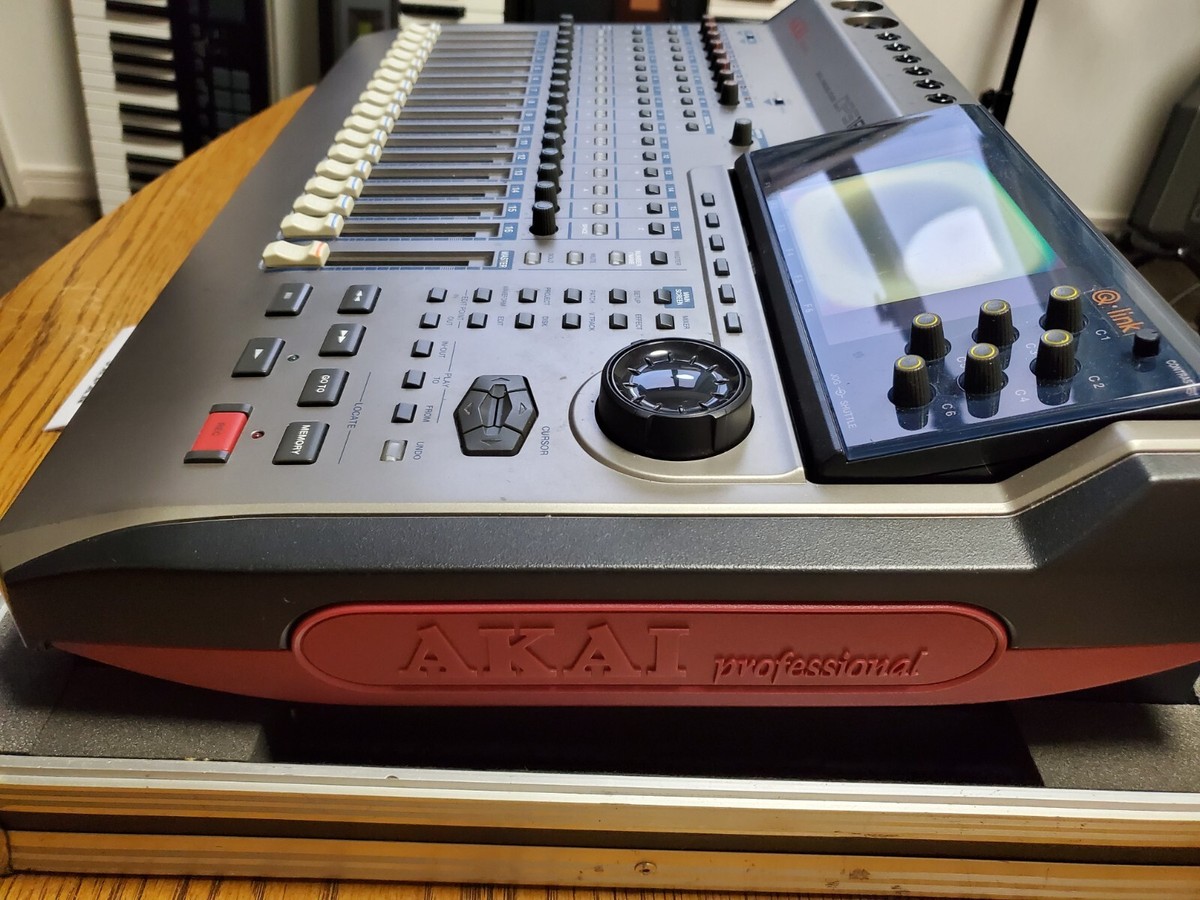 AKAI DPS16 Professional Digital Personal Studio 16Track MTR Japan