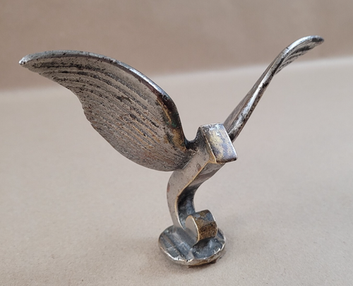 1923-1926 Jewett Brass Flying J Automobile Winged Hood Ornament Emblem Badge - Picture 2 of 12