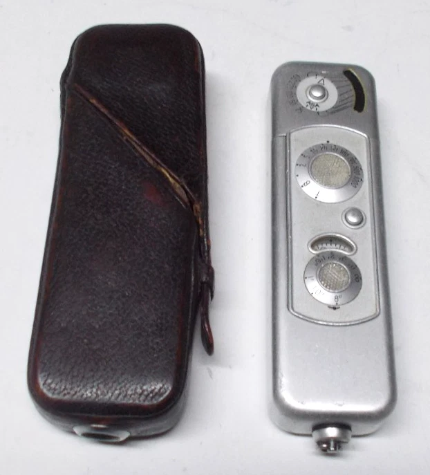 Caméra espion Minox vintage + étui – collector (D'occasion) à Vessy
