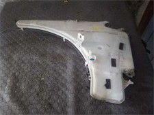 61667238669722953602  Scheibenwaschbeh�lter BMW serie 1 coupe e82 2007 20 120d