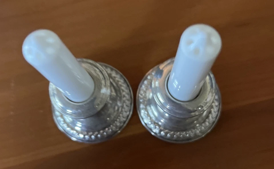 Par de velas LaPierre vintage reforzadas con peso plateado salero y pimentero Foto 2 de 4