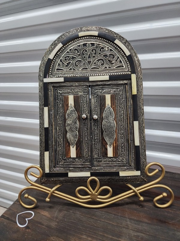 Handmade Moroccan Wall Mirror 11.5" x 18"
