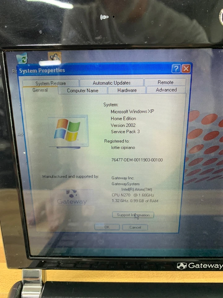 Gateway KAV60 Retro Mini Gaming Laptop Intel Atom 1.60GHz 1GB RAM (Windows XP) - Image 2 of 4