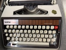 Brother Echelon 77 Typewriter 1970 in Original Case Made in Nagoya, Japan thumbnail