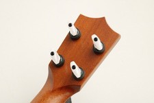 Kamaka Video HP-1 240138 Soprano/Hawaiian core veneer/Pineapple body