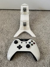 Original Xbox One White Controller 1697 + Free Gift