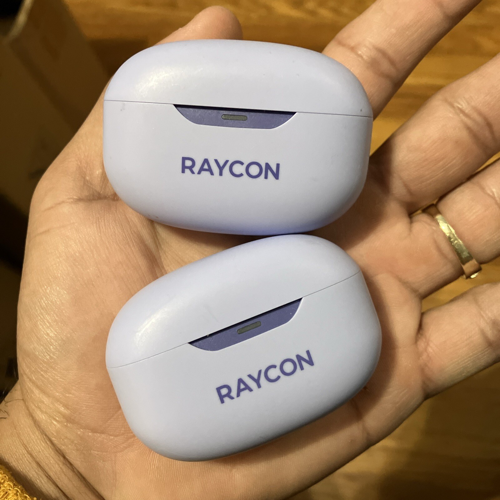 New Raycon The Everyday Earbuds -Please write a message with the desired color