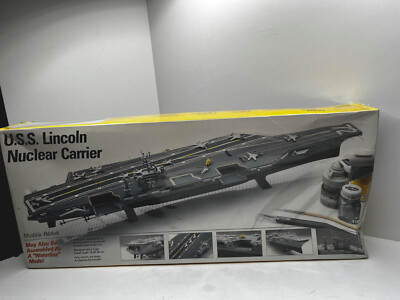 Vtg Italeri Testors USS Lincoln Nuclear Carrier 1/720th Model Kit 899 - Sealed