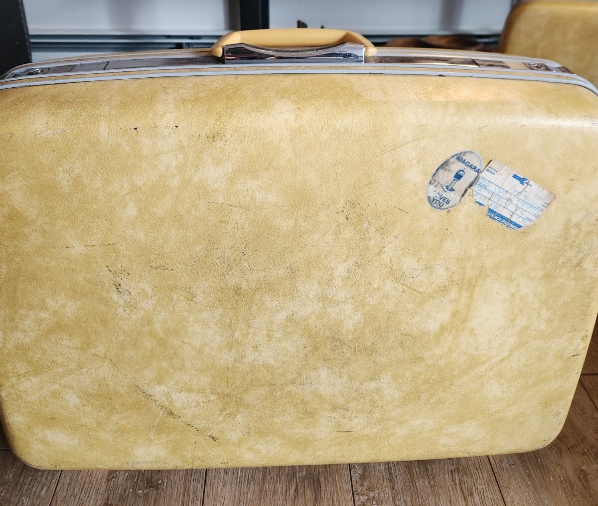 Samsonite ベージュ ヴィンテージスーツケース ビンテージ サムソナイト samsonite トランクケース イエロー