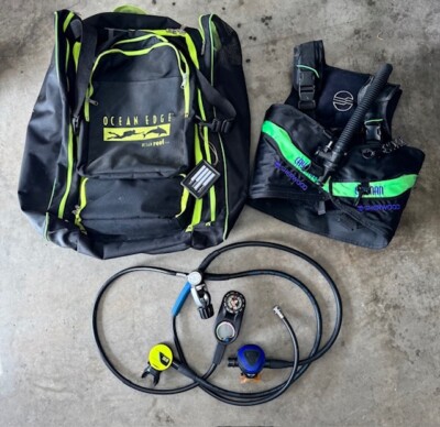 Oceanic Prodigy Scuba Octopus, Dive Computer, Regs, Cayman BC and Dive Backpack 