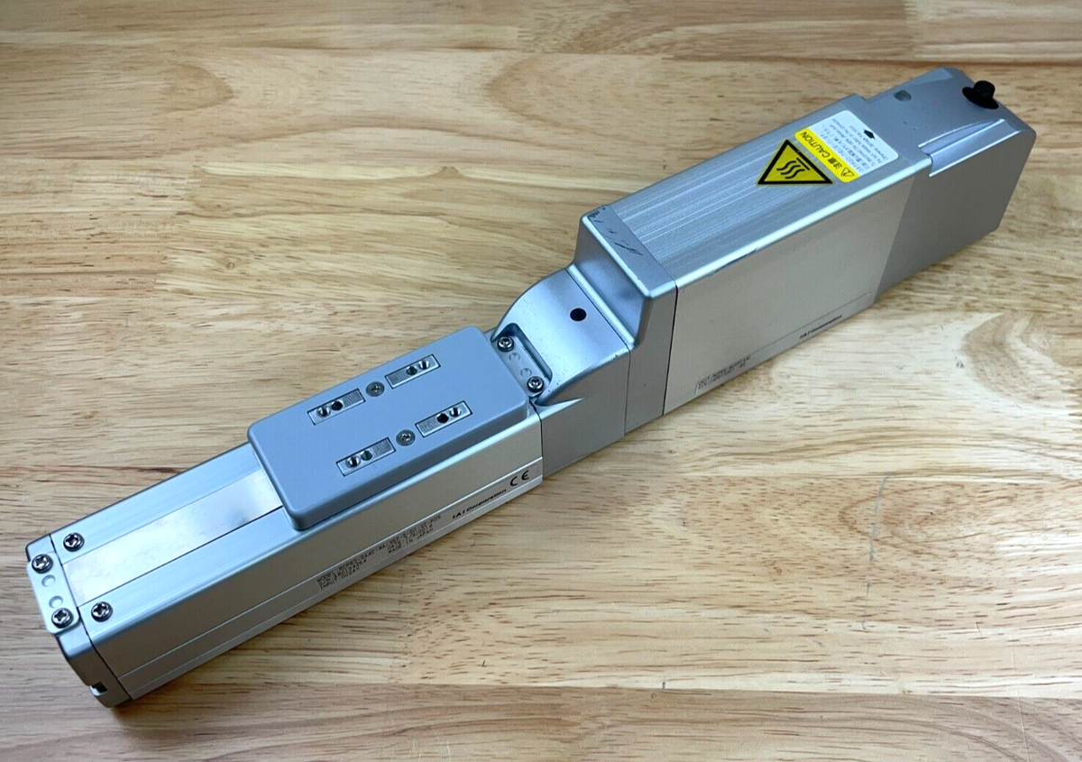 IAI RCP-C-SA6-I RoboCylinderコントローラー 保証付き IAI RCP-C-SA6-I RoboCylinderコントローラー 保証付き