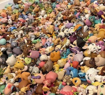 Littlest Pet Shop Huge Lot Of 13 Random LPS Dogs Cats,& Mix Pets Vintage Auth 
