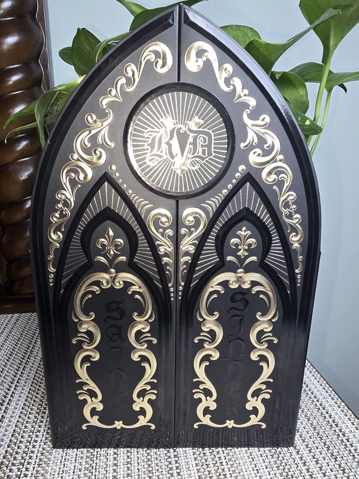 Kat Von D Saint & Sinner Eyeshadow Palette 24 Shades NEW in Box Discontinued - Image 3 of 4