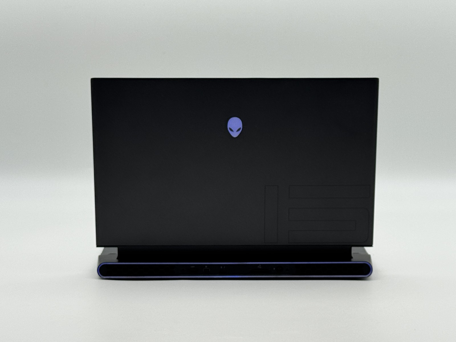 Alienware m15 R4 15.6" 300Hz FHD - i7-10870H - 16GB RAM - RTX 3070 ...