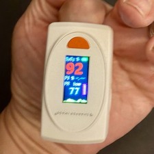 Sharper Image SI-PLS-500 Finger Pulse Oximeter, Accurate Blood Oxygen and Pulse