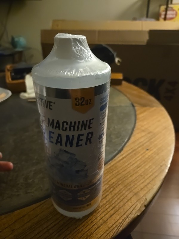 Ice Machine Cleaner Maker Descaler - 32 fl oz (8 Uses) Nickel Safe Ice Maker