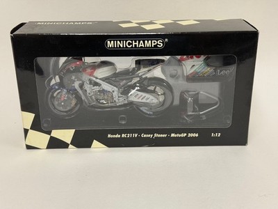 ミニチャンプス MINICHAMPS HONDA RC 211V 1/12 Minichamps Honda RC211V from 2006 Moto GP Casey Stoner 122