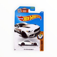 Hot Wheels 2015 Ford Mustang GT 121/250 - White - 2016 Mainline B
