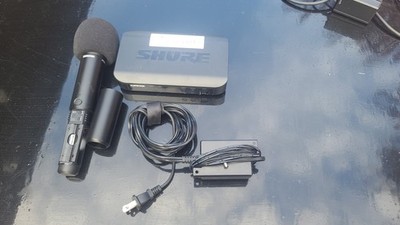 Shure BLX4 Wireless Receiver Band With Shure PG58 Wireless Microphone
