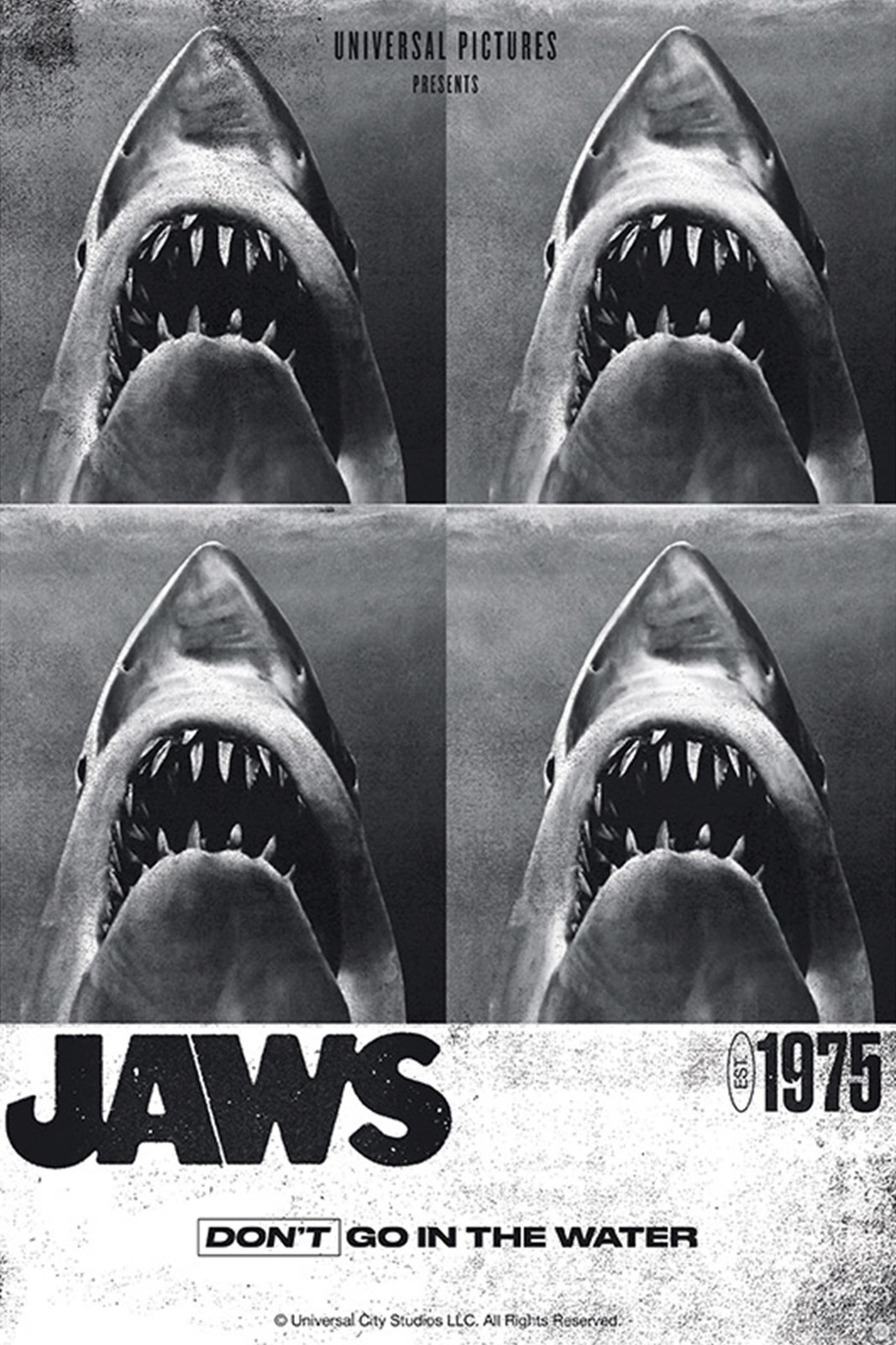 Jaws 1975 Poster Maxi Poster - Black Gloss Framed