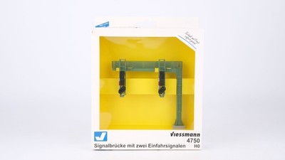 Viessmann H0 4750 Signalbrücke mit 2 Einfahrsignalen