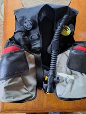 US Divers Aqua Lung Cousteau Scuba Diving  Vest. BCD Size LARGE, Not tested