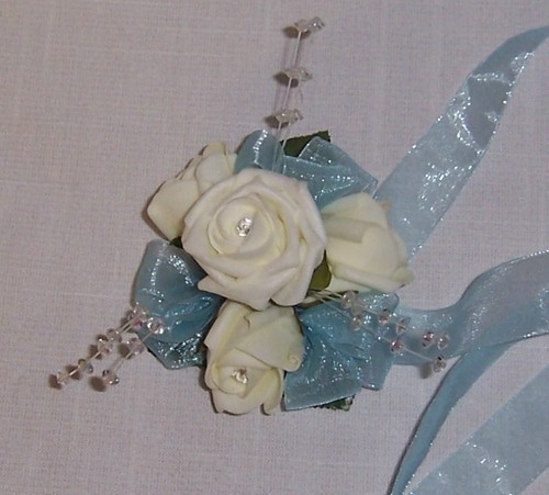 wrist corsage Artificial wedding flowers Prom Fit All Size Baby Blue Ivory Rose - Picture 2 of 7