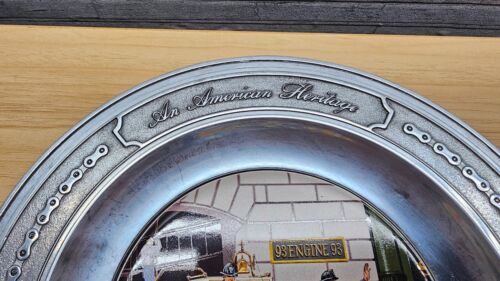 1912 MACK FIRE APPARATUS - AN AMERICAN HERITAGE - PEWTER AND CERAMIC PLATE - Picture 3 of 6